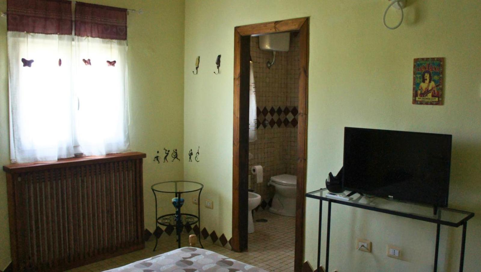 Il Rifugio Pecorella - Pura Smartvegfarmhouse Alvignano Exteriör bild