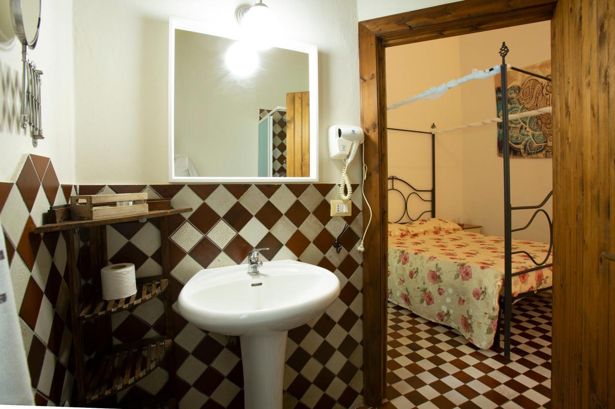 Il Rifugio Pecorella - Pura Smartvegfarmhouse Alvignano Exteriör bild